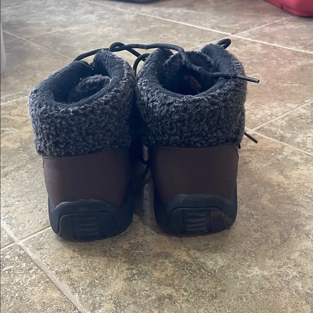 Women's Brown Ankle Boots - Picture 7 of 9